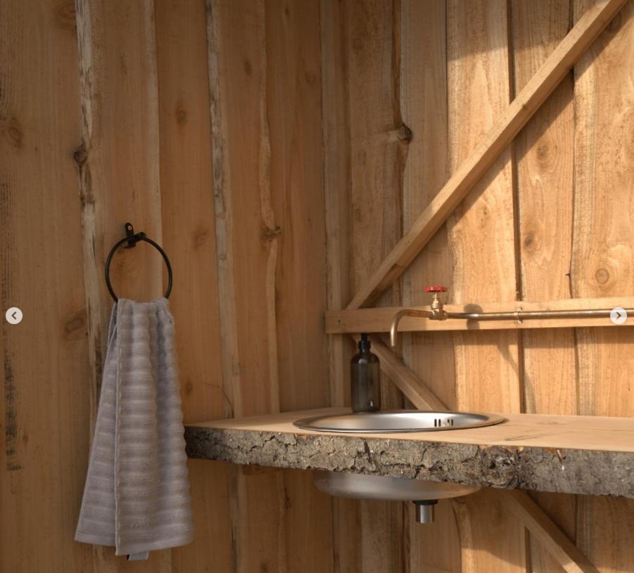 Trevena Cross Glamping & Camping ヘルストン エクステリア 写真