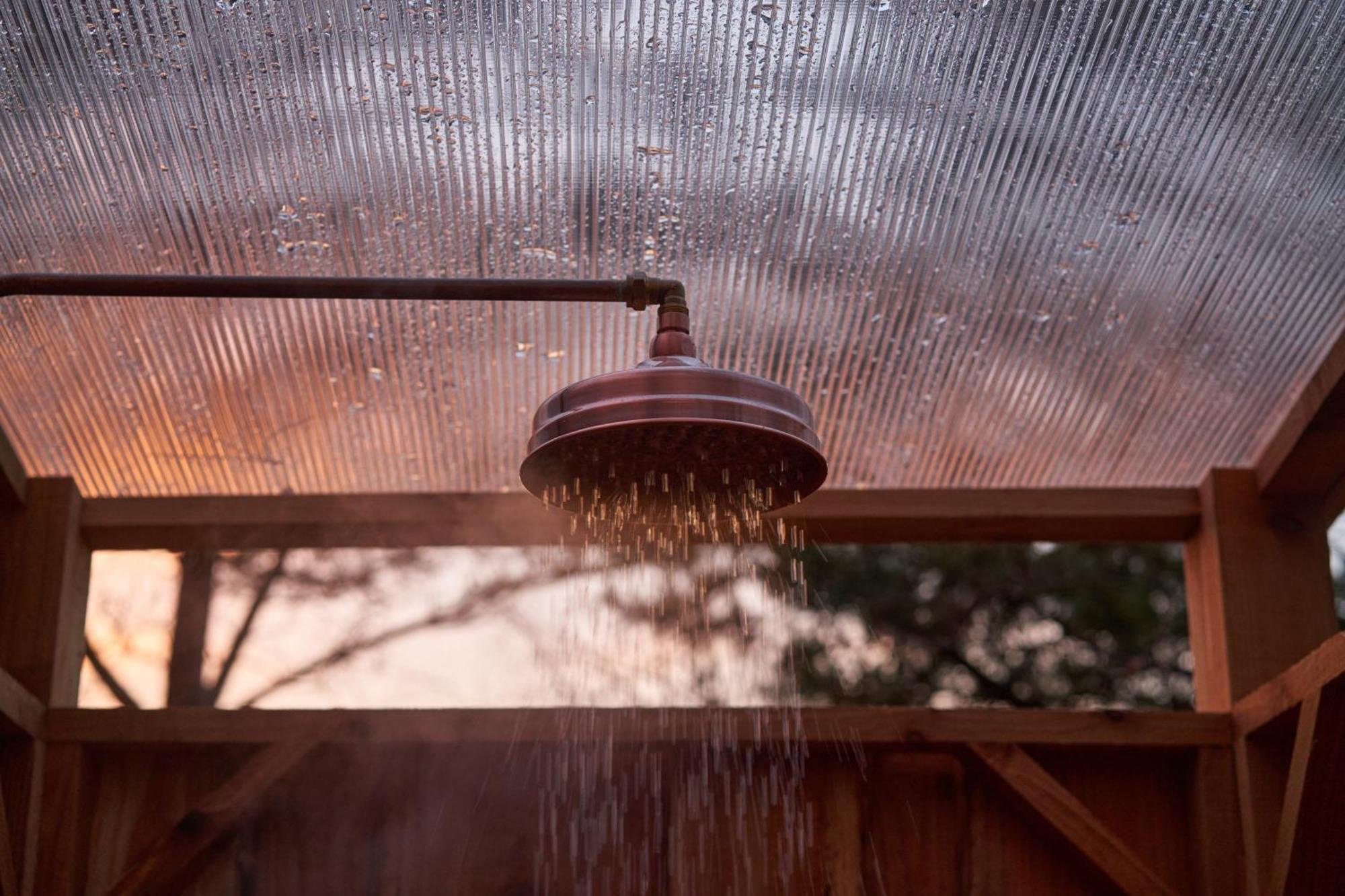 Trevena Cross Glamping & Camping ヘルストン エクステリア 写真