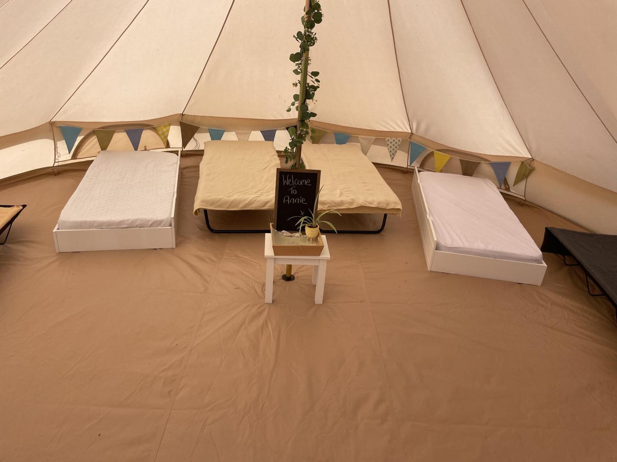 Trevena Cross Glamping & Camping ヘルストン エクステリア 写真