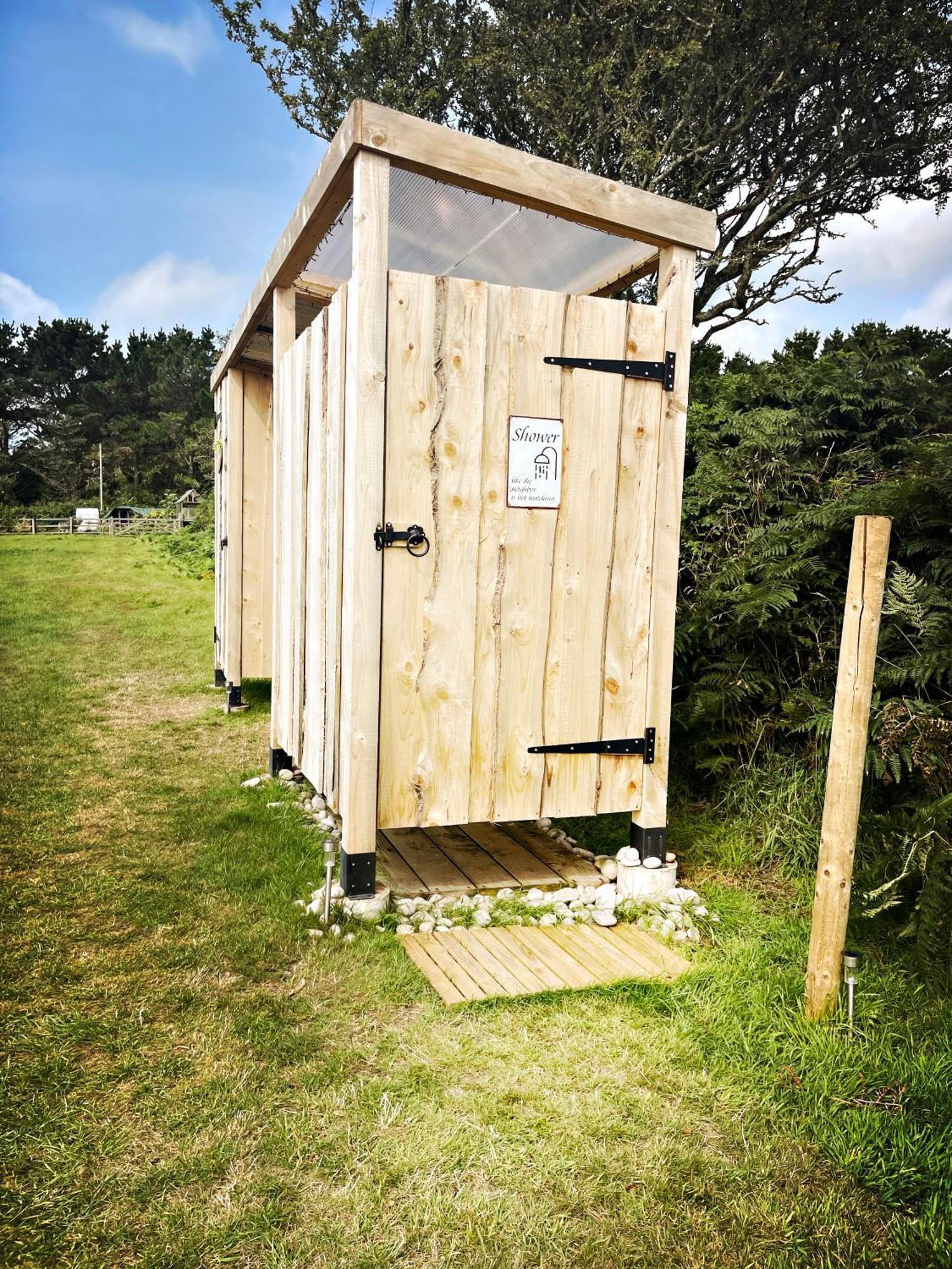 Trevena Cross Glamping & Camping ヘルストン エクステリア 写真